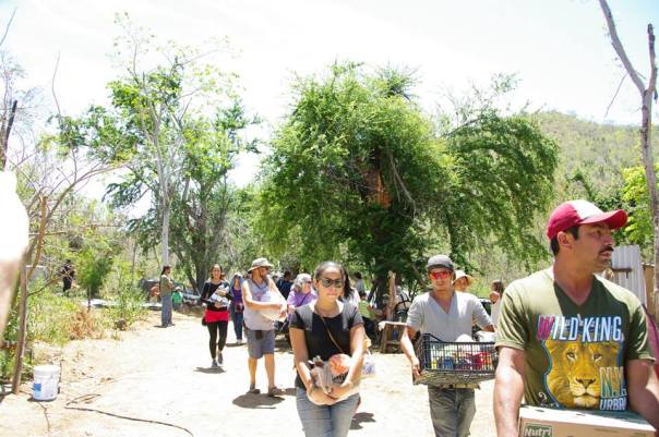 Arribo de la Caravana en solidaridad con el rancho sudcaliforniano. Foto: Frente Ciudadano en Defensa del Agua y la Vida